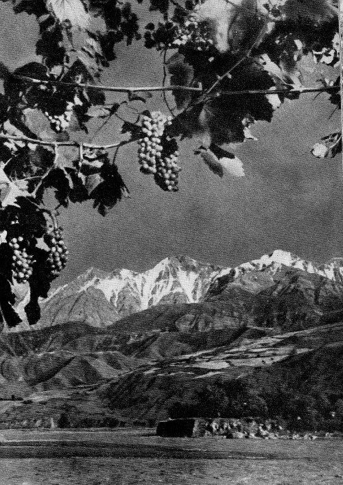Landschaft im Pamir, Foto Zeitbild